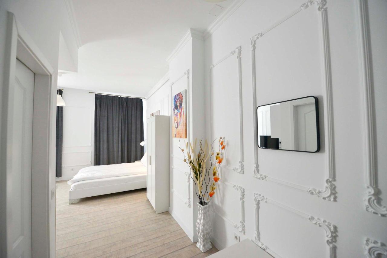 Otilia Aparthotel Bucharest Exterior photo